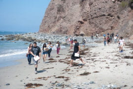 Students on Earth Science Field Trip
