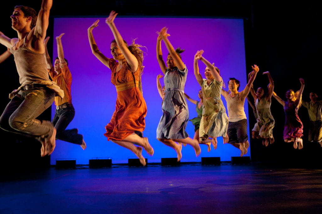 Dancers perform ”Shaker Life”
