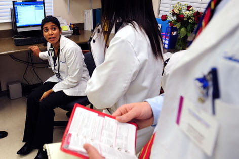 Health sciences students open free weekly clinic