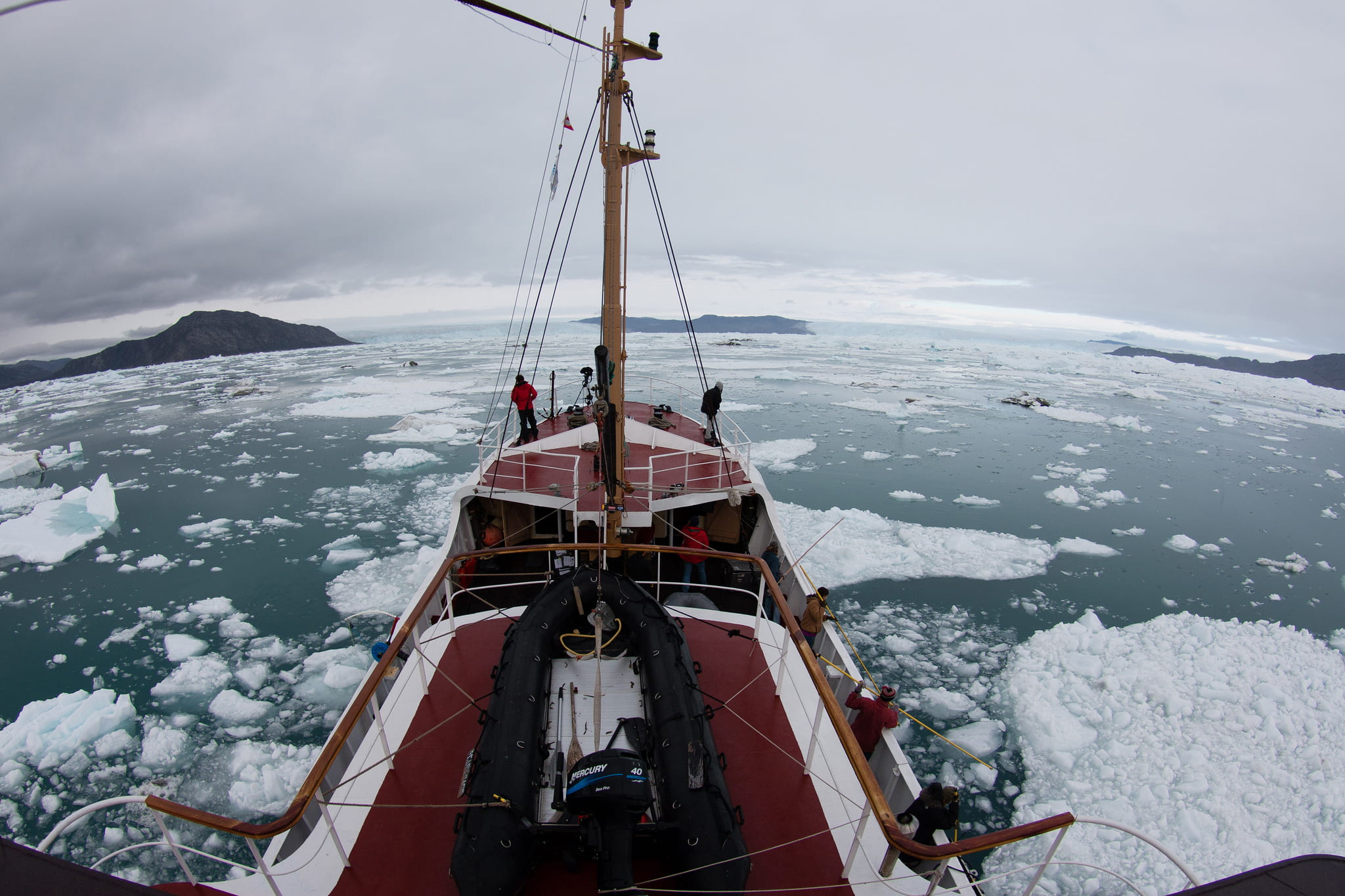 UCI and JPL glaciologists aboard the Cape Race