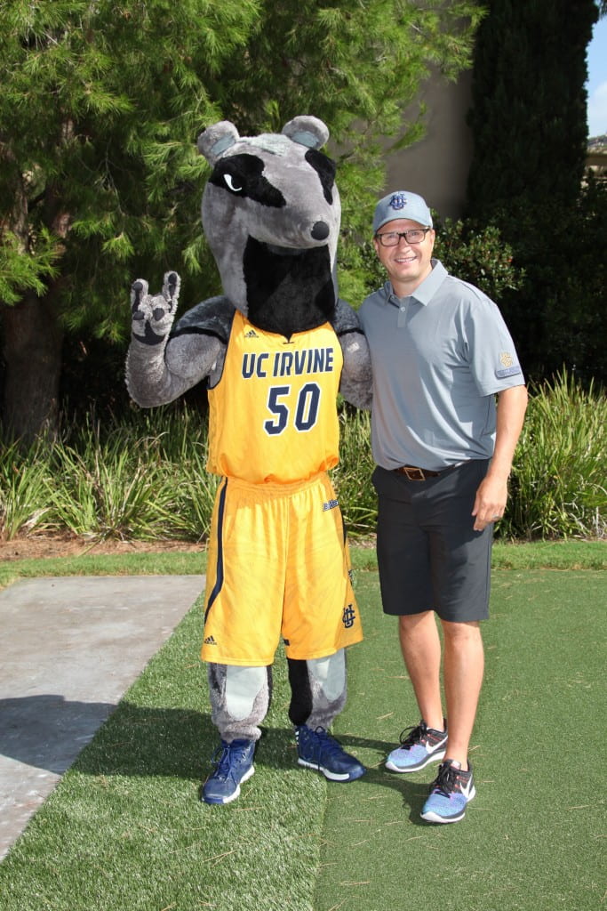 Scott Brooks shares a moment with Peter the Anteater at the UCI/Scott Brooks Golf Invitational, which provides Anteater athletes with the kind of scholarship aid Brooks received in the 1980s. Courtesy UCI Athletics