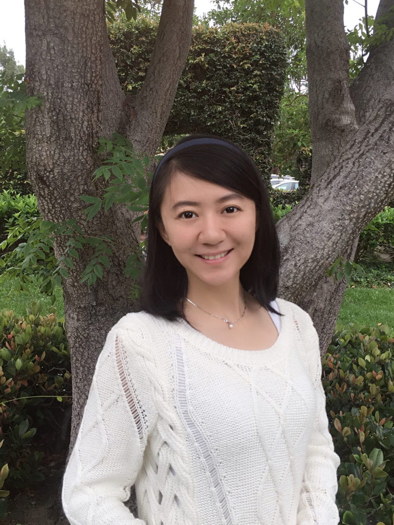 Di Xu shares $5,000 award for best academic paper