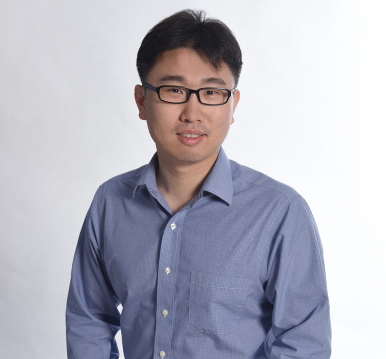 Huolin Xin receives early career award from DOE Office of Science