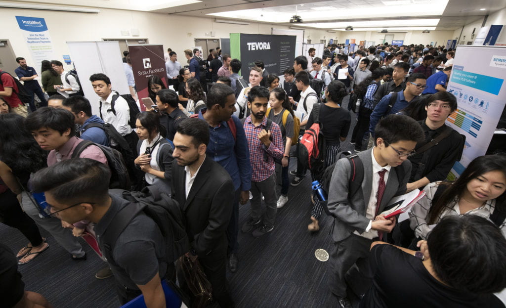 UCI students attending the UCI STEM Career Fair
